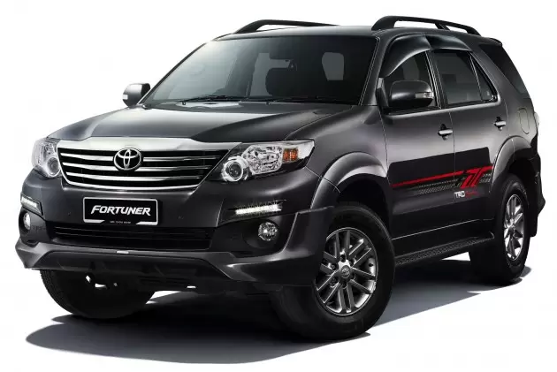 Toyota fortuner taxi service